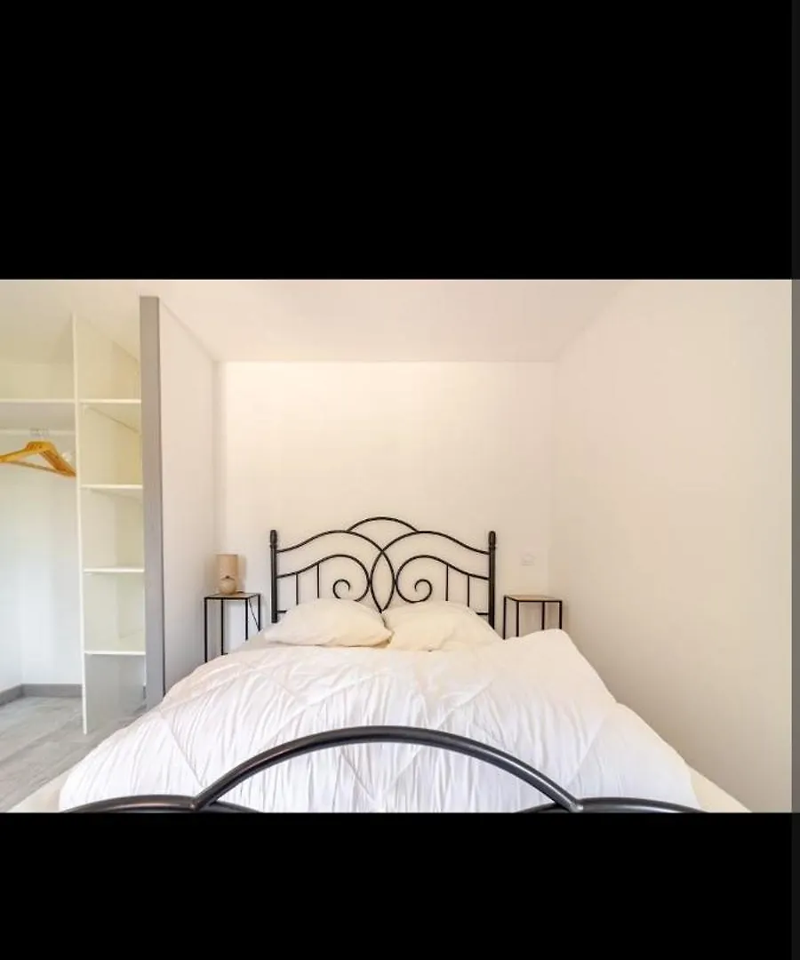 Boussac  Maison Quercynoise 17Eme Siecle